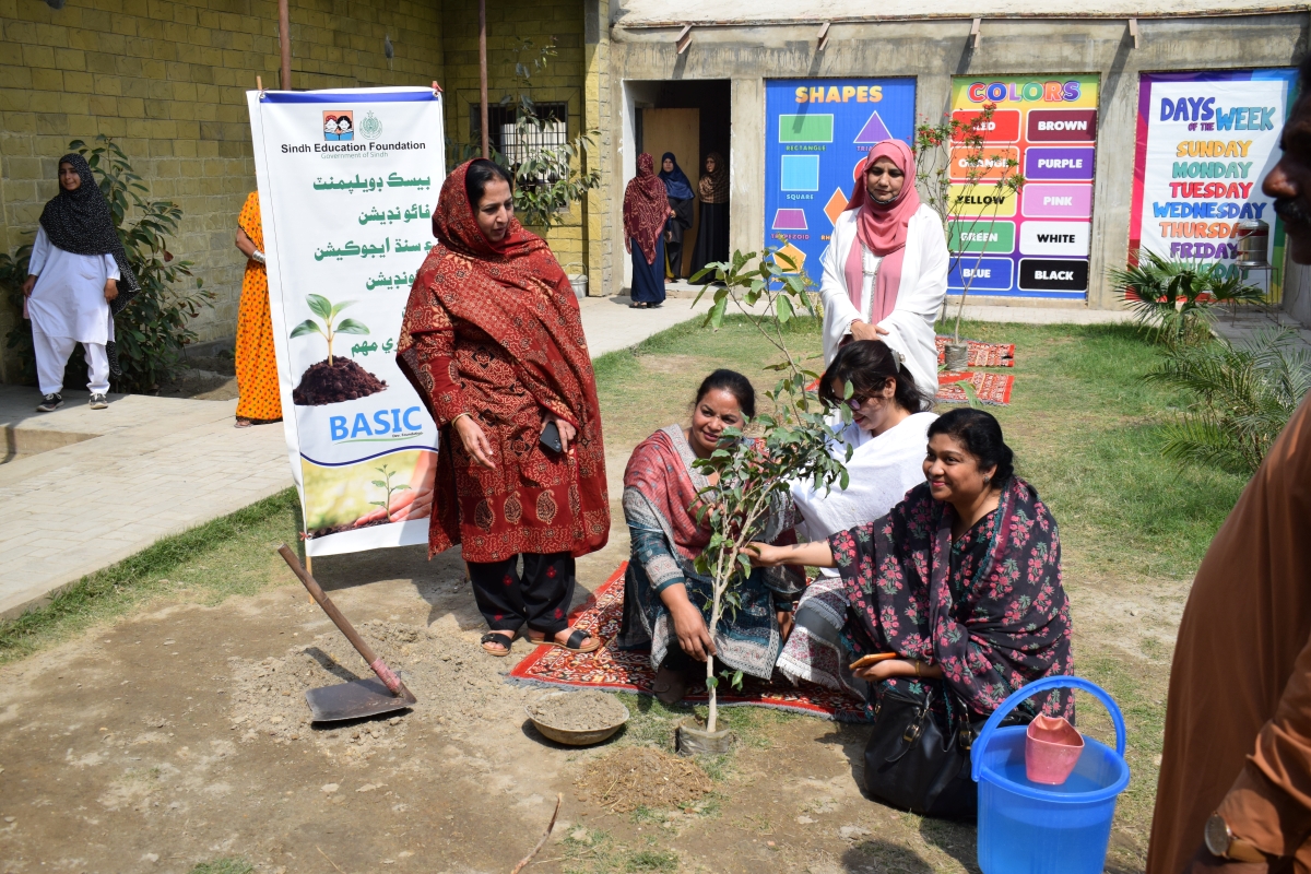 Community structures